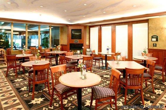 Holiday Inn Express Vancouver North By Ihg Restaurante foto